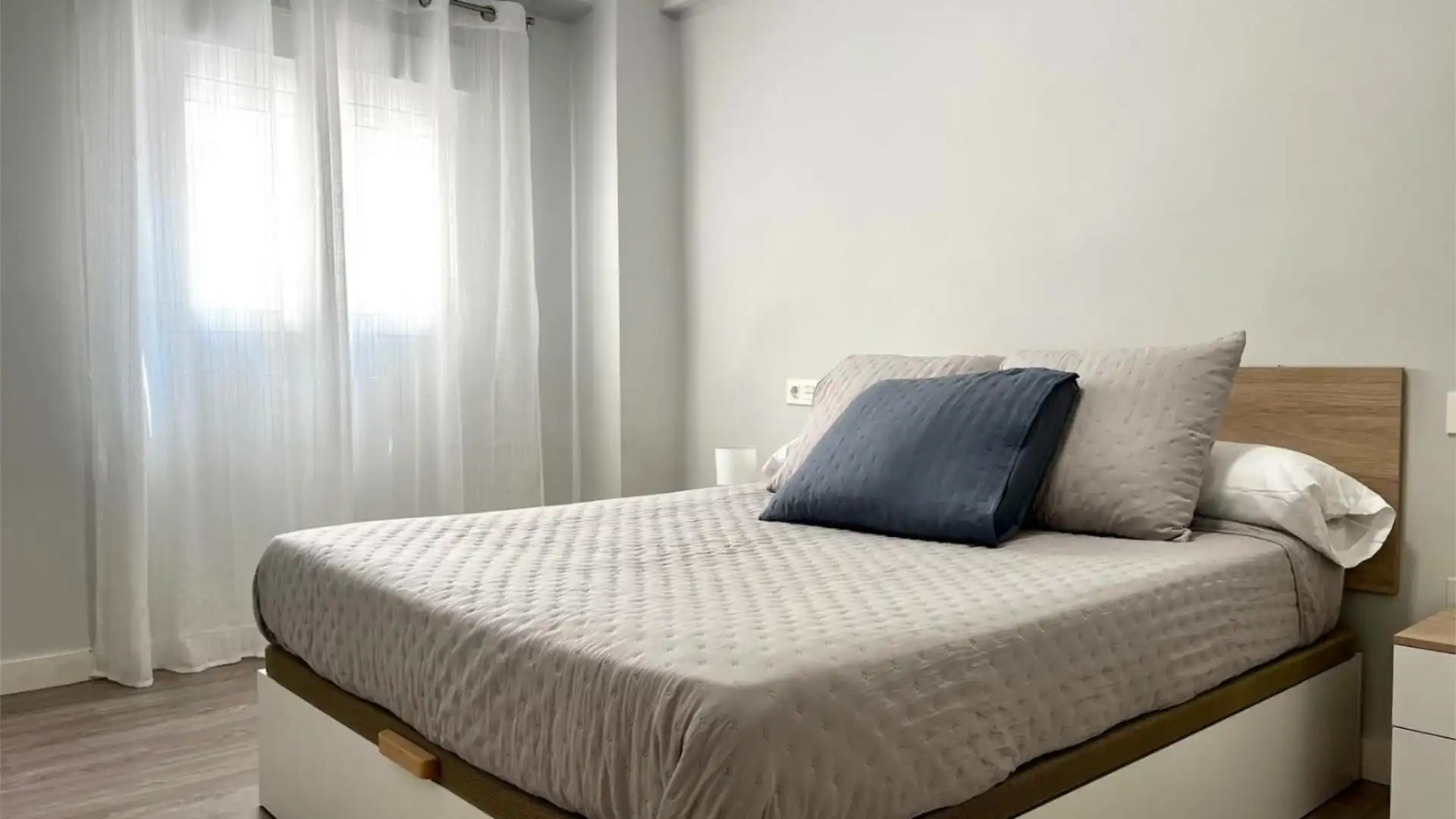 Piso en  Carrer de Roger de Flor 43 - Foto 6