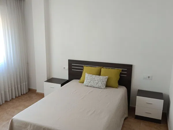 Piso en calle Pintores, 23