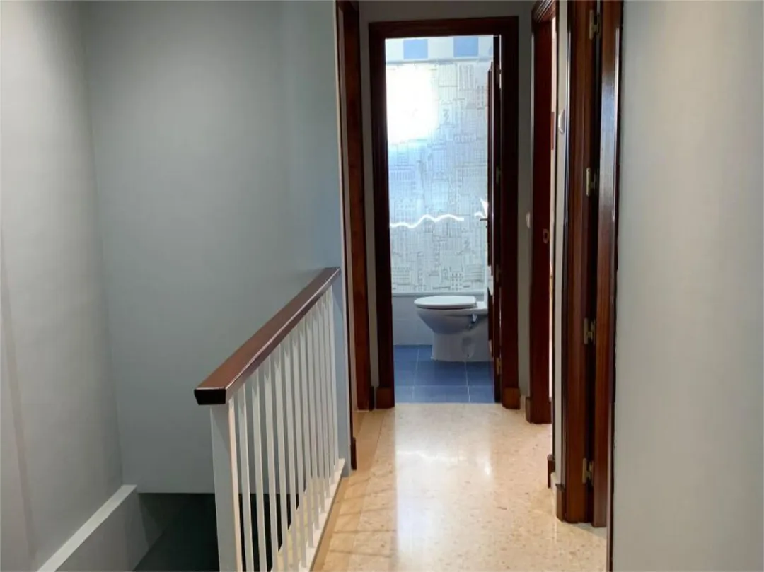 Casa adosada en  Calle de la Hijuela 19 - Foto 21