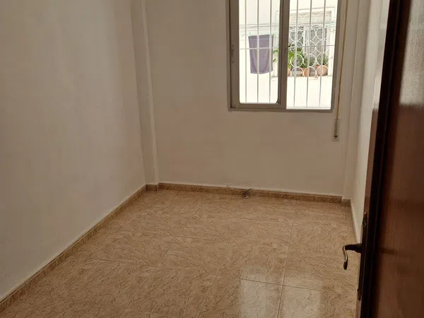 Piso en calle Granada, 6 - Foto 3