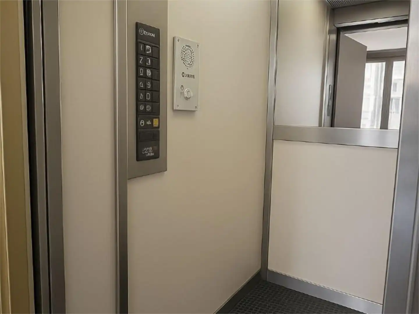 Piso en  Avenida del Ejército Español 8 - Foto 12