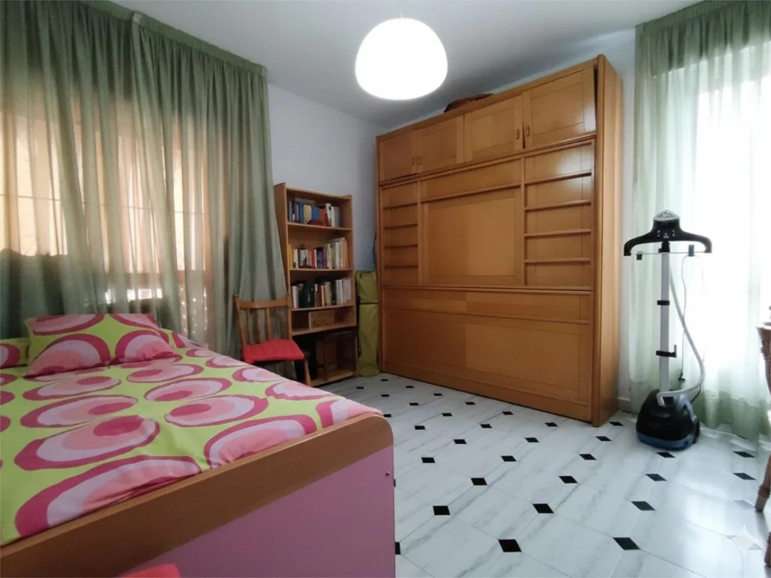 Casa adosada en  Calle Sagunto 41 - Foto 28