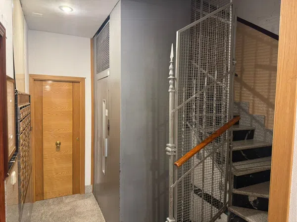 Piso en calle de Fernández de los Ríos, 68