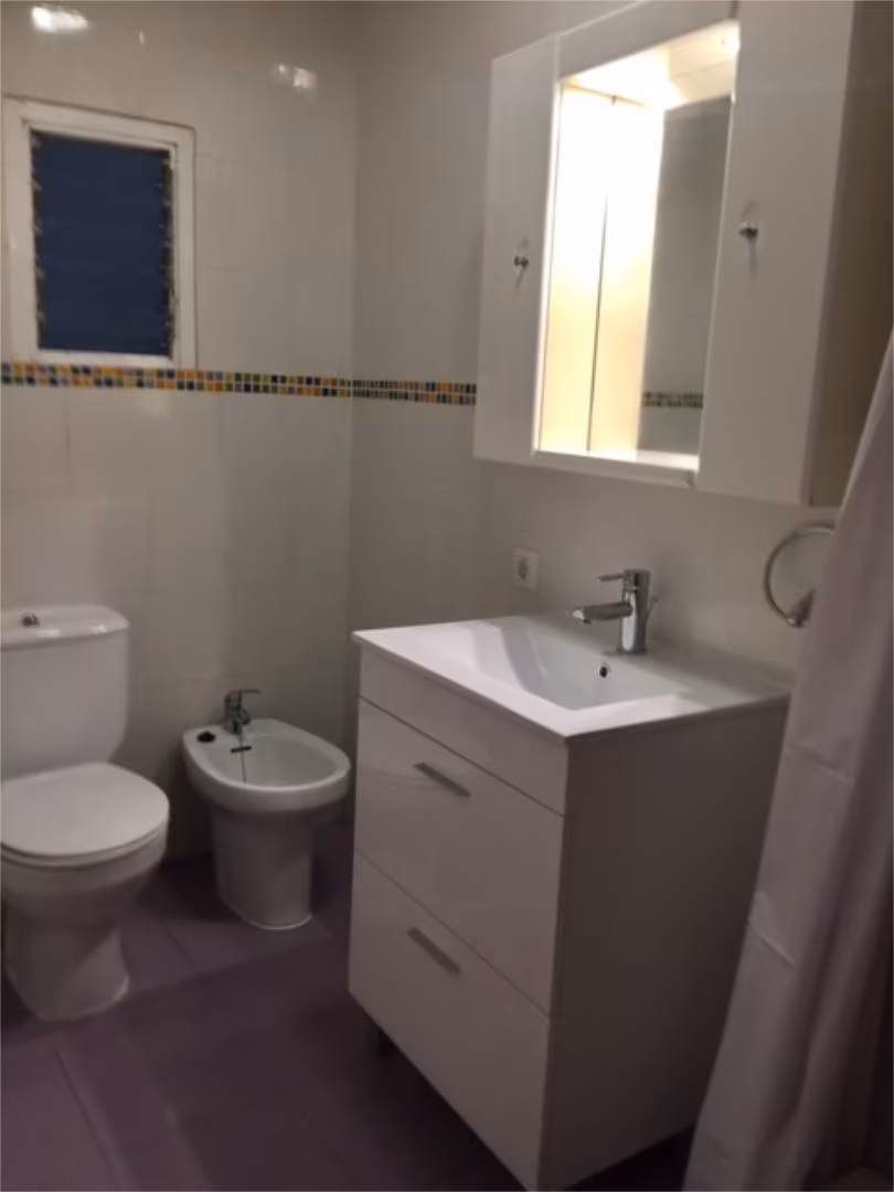 Piso en  Carrer d'Antoni Frontera 24 - Foto 4