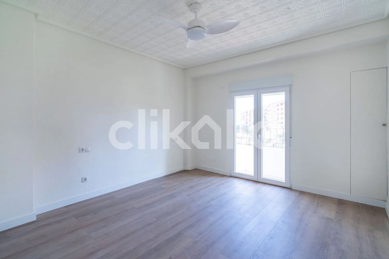 Piso en calle del Nou d'Octubre - Foto 9