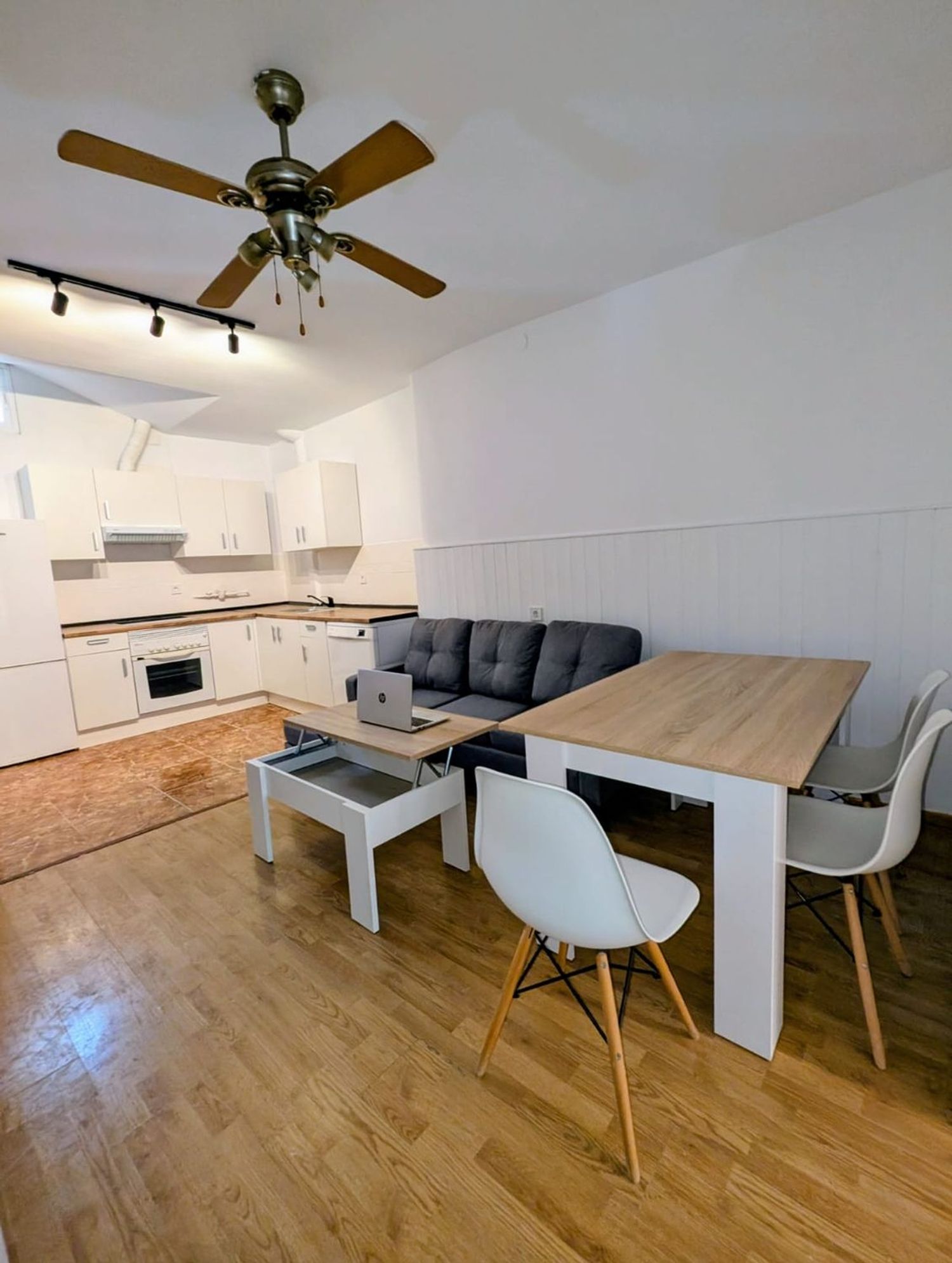 Piso en calle de Contamina, 4