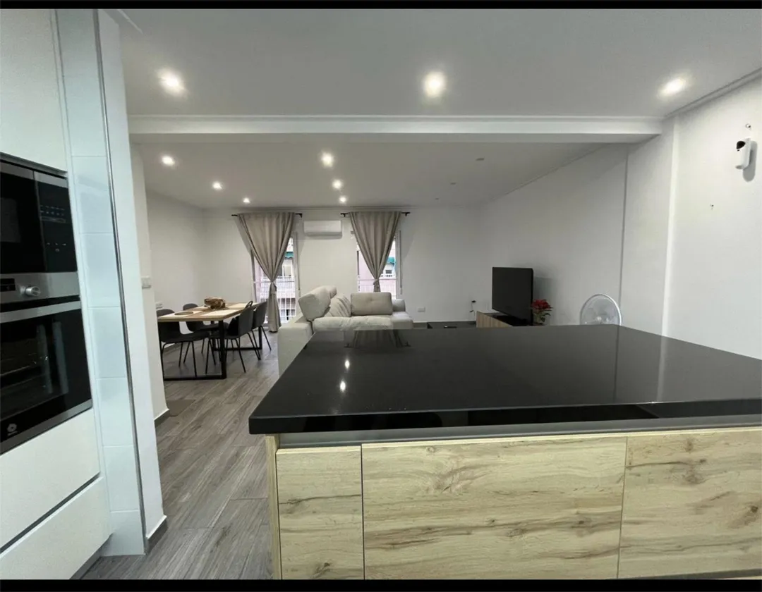 Piso en  Carrer Esperidion Porta Requesens 72a - Foto 4