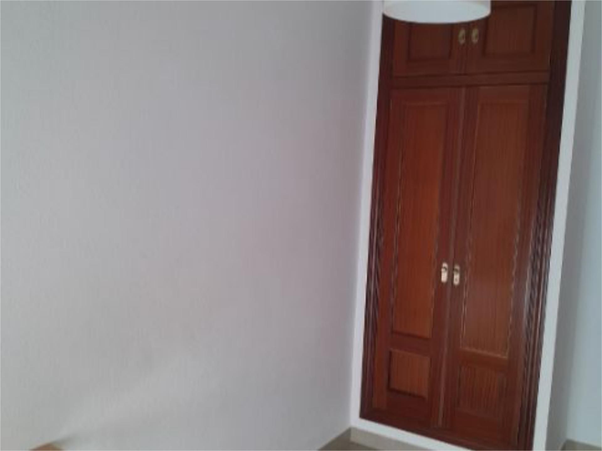 Casa adosada en  Calle Azucarera 35 - Foto 6