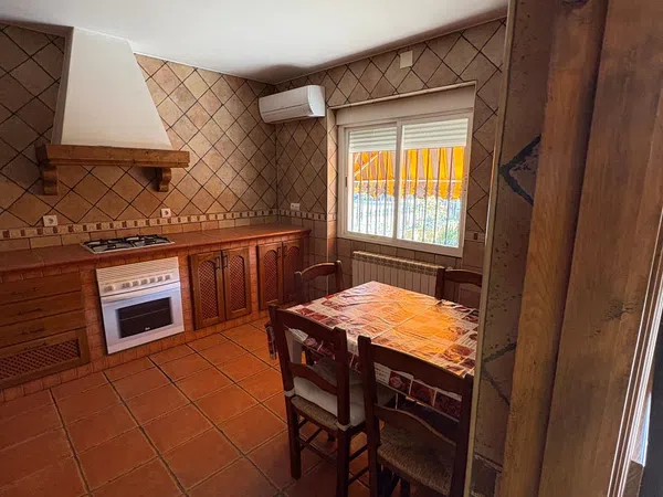 Chalet pareado en Avenida de Guadalupe, 38 - Foto 2