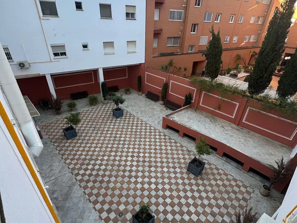 Piso en calle Blanco White, 4 - Foto 3