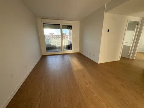 Piso en calle de la Borrasca, 19