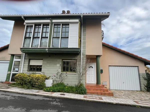 Chalet adosado en Barrio La Atalaya, 22, Mortera, Mortera - Foto 1