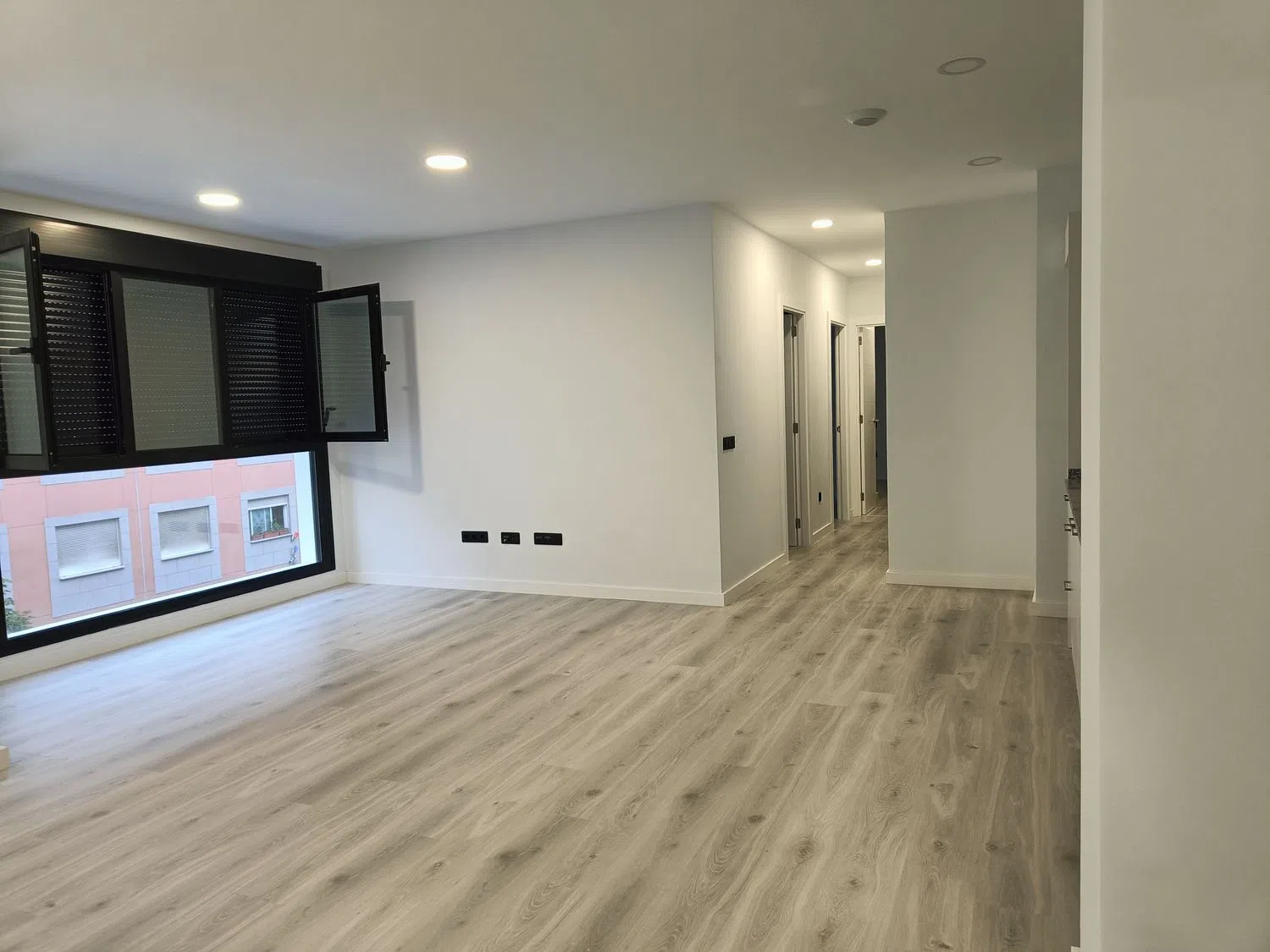 Piso en calle Capitán General Excelentísimo Señor Don José Antonio Gutiérrez Mellado, 33 - Foto 1