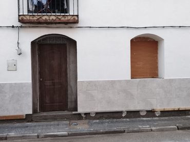 Casa adosada en  Calle Tirso Harinero 42B - Foto 2