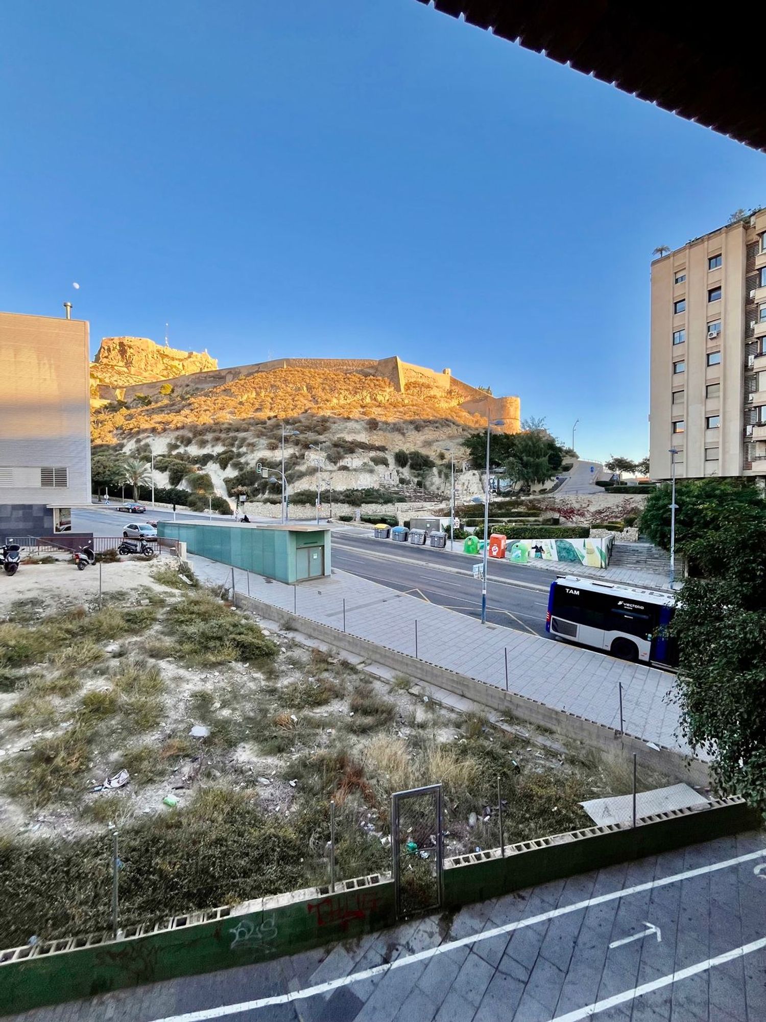 Estudio en calle San Vicente, 8 - Foto 13