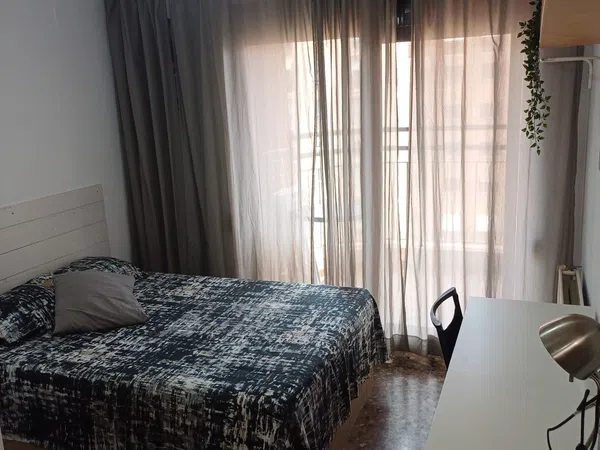 Piso en Calle de l'Actriu Encarna Máñez, Ciutat Jardí - Foto 3