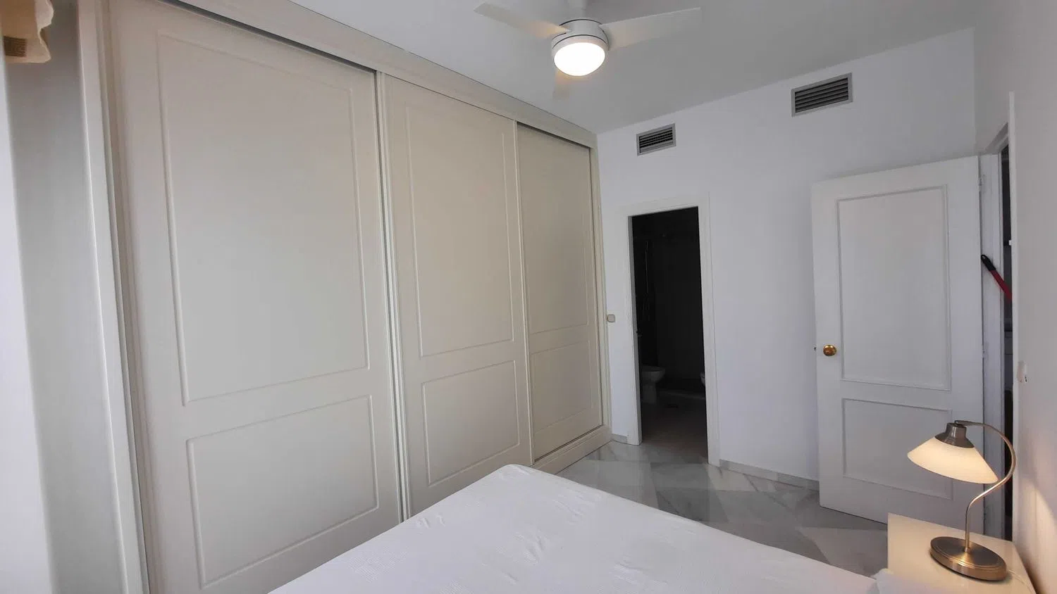 Piso en calle San Jacinto, 64 - Foto 5