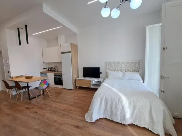 Estudio en calle San Vicente, 6 - Foto 2