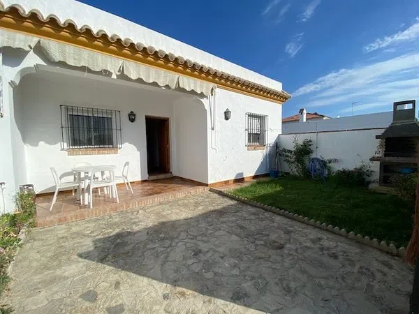Casa o chalet independiente en Camino del Pino s/n - Foto 2