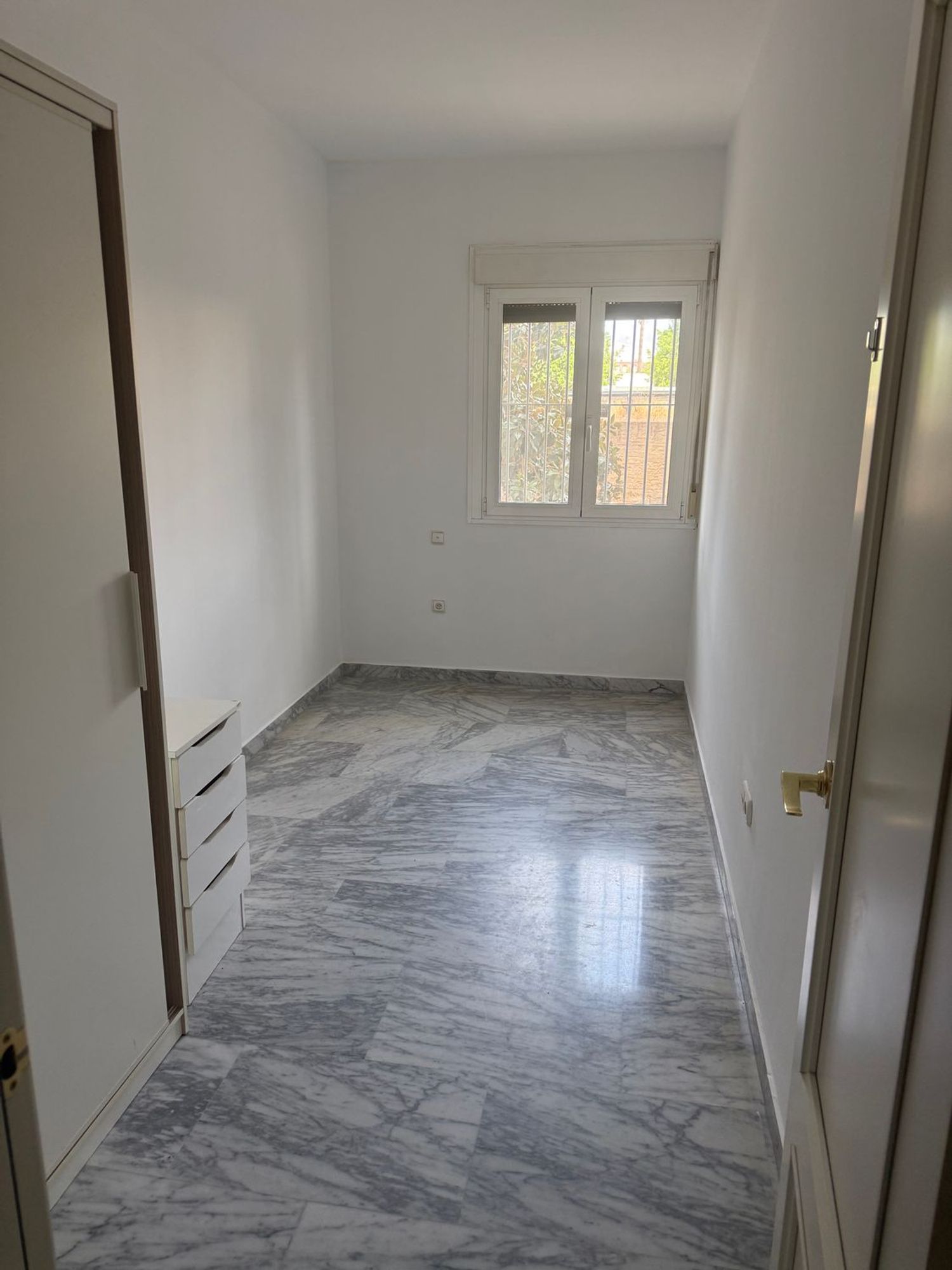 Piso en Calle Camilo José Cela, 1, Buhaira - Huerta del Rey - Foto 10