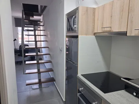 Estudio en Cl. Los Angeles, 6 nmero