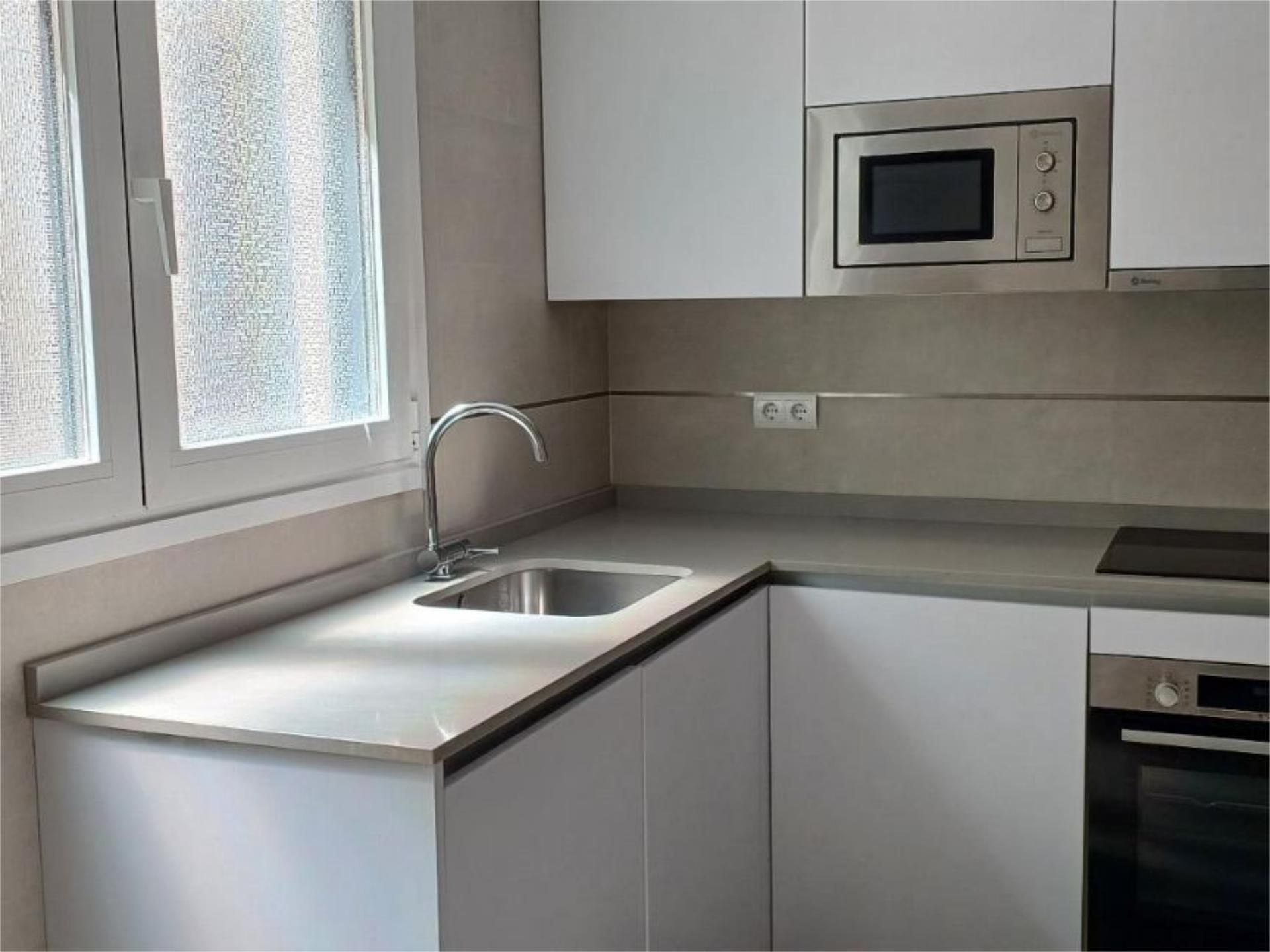 Piso en  Avenida de las Ciencias 17 - Foto 10