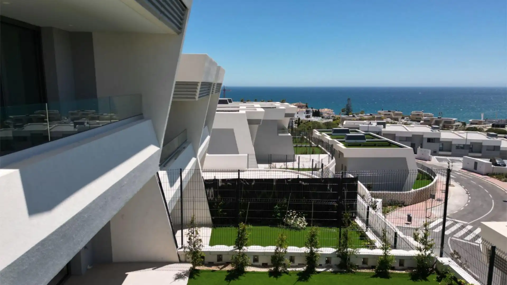 Casa adosada en  Calle Guarás 4 - Foto 1