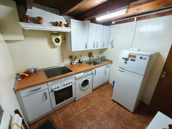 Casa de pueblo en Emilio Castelar, 33 - Foto 2