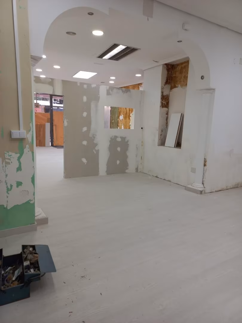 Planta baja en  Calle Proclamación 7