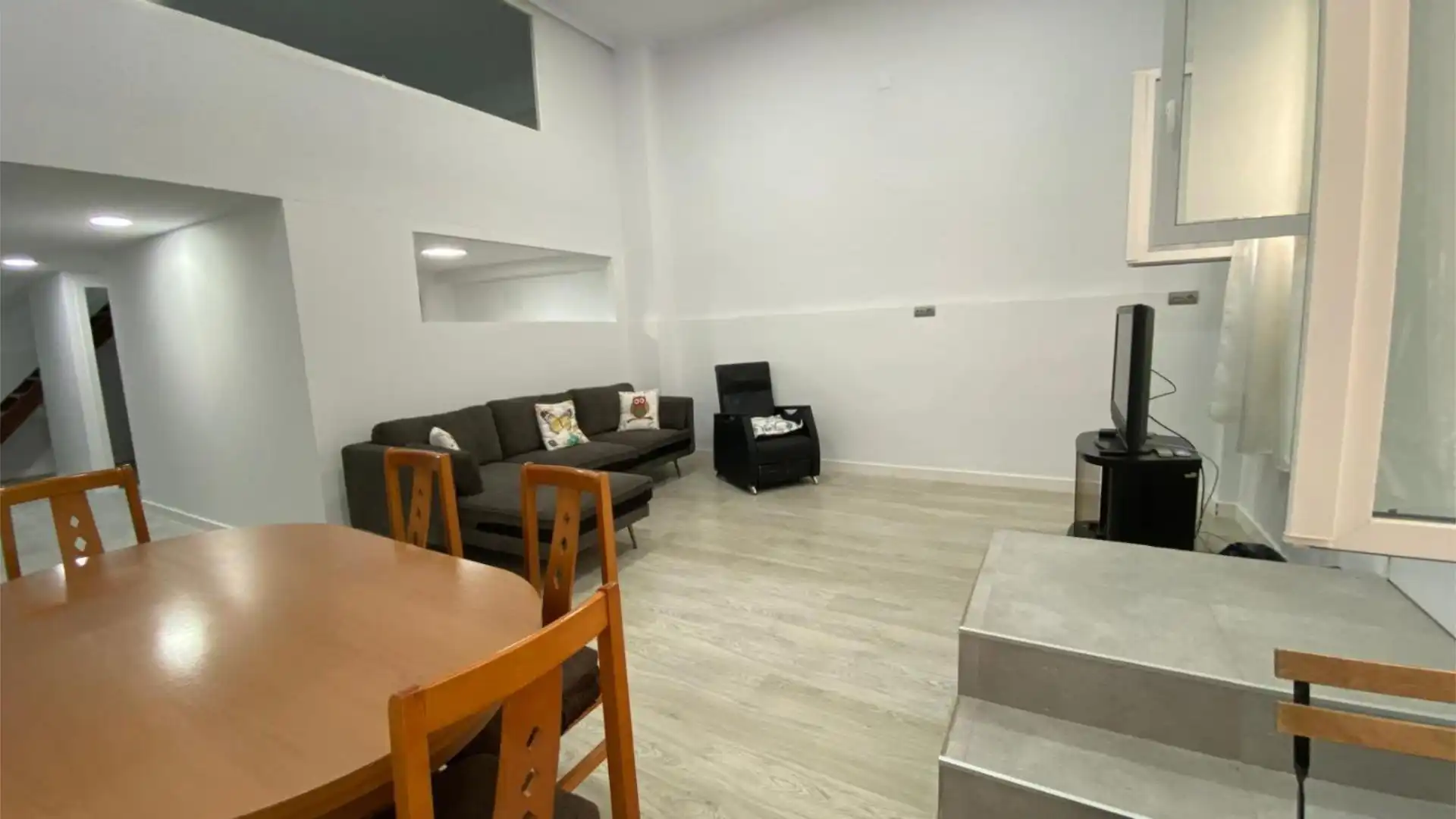 Piso en  Carrer Ramón y Cajal 15 - Foto 2