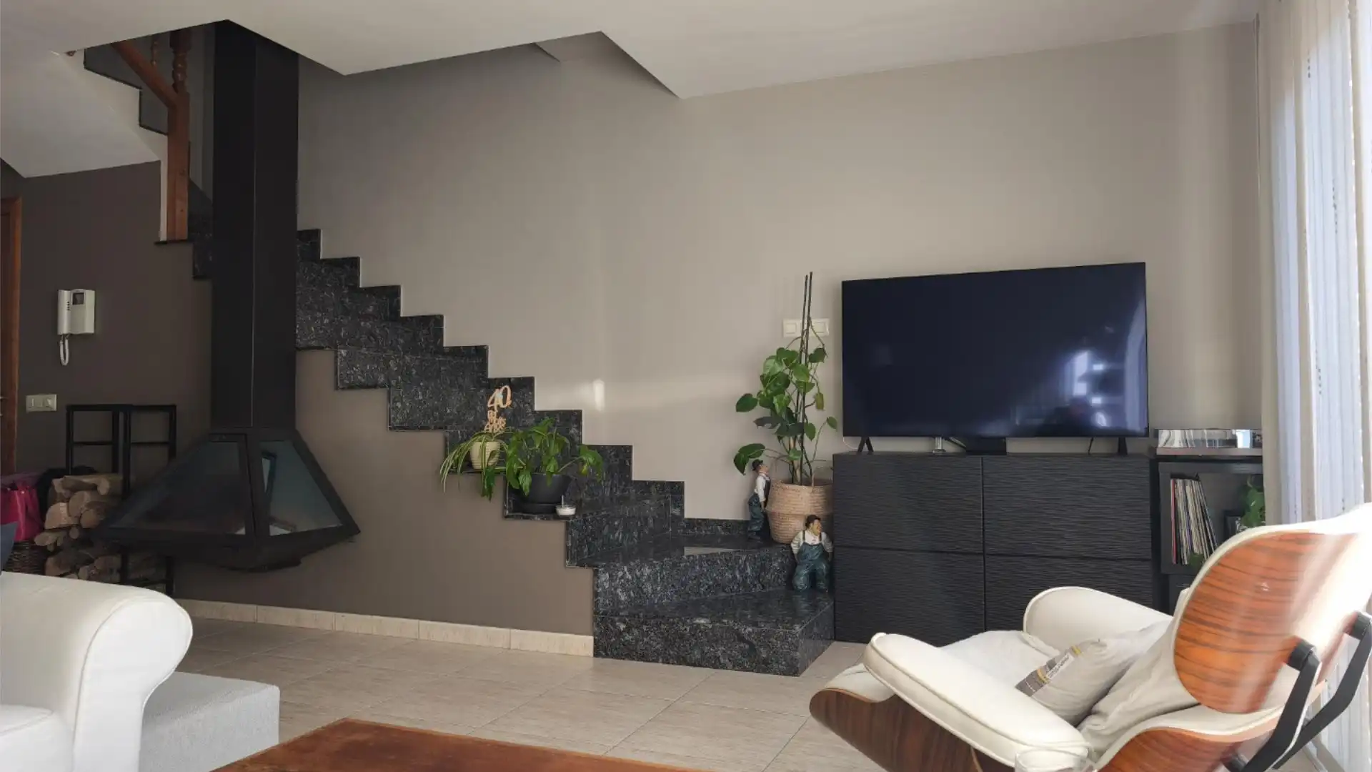 Casa adosada en  Carrer de Rector de Vallfogona 51 - Foto 6