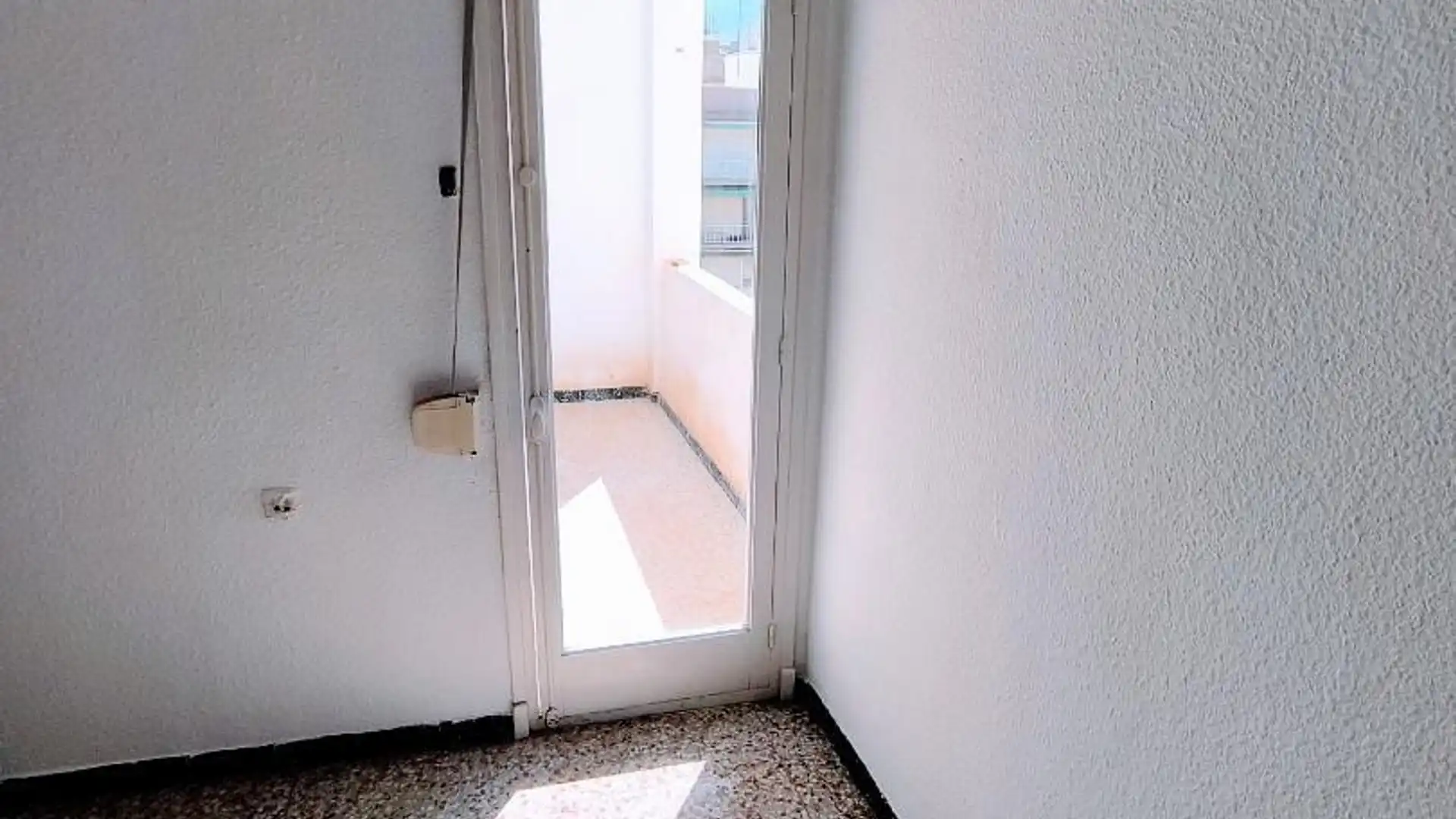 Piso en  Carrer Capità Alfons Vives 83 - Foto 3