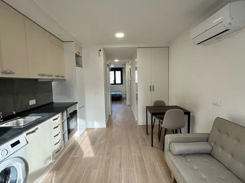 Estudio en avenida de San Diego, 45