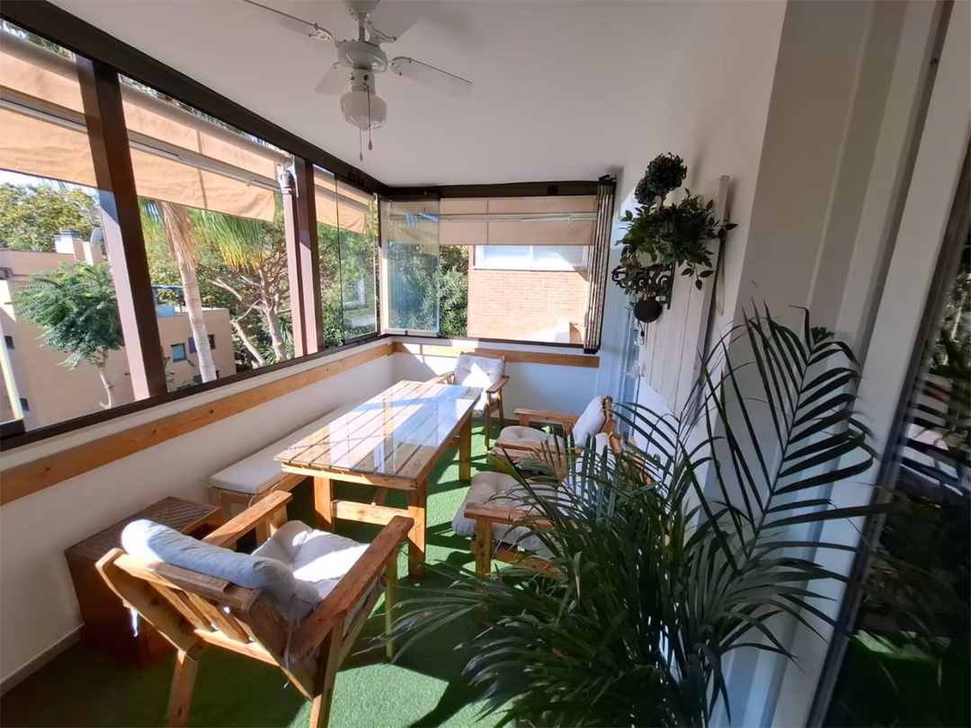 Piso en  Paseo Limonar 12