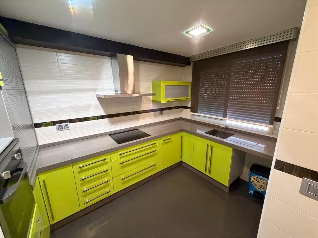 Piso en  Calle Don Juan de Borbón 2 - Foto 4