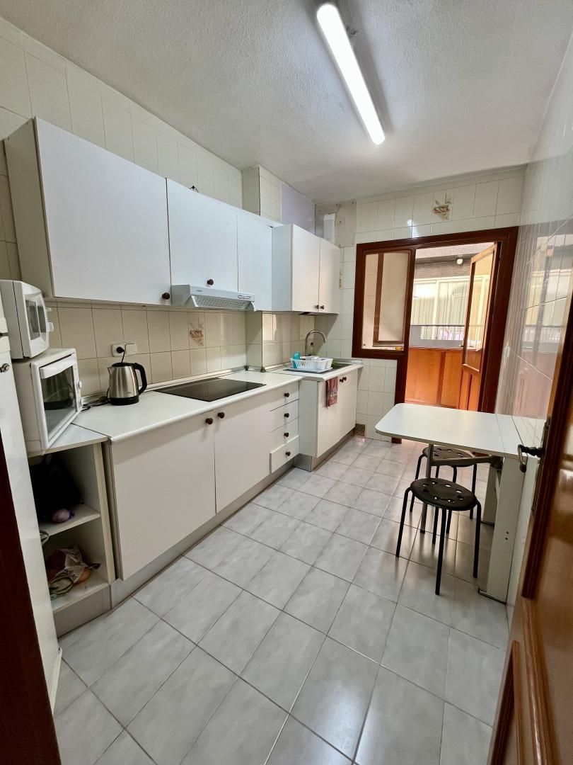 Piso en  Calle Zarandona 90 - Foto 3