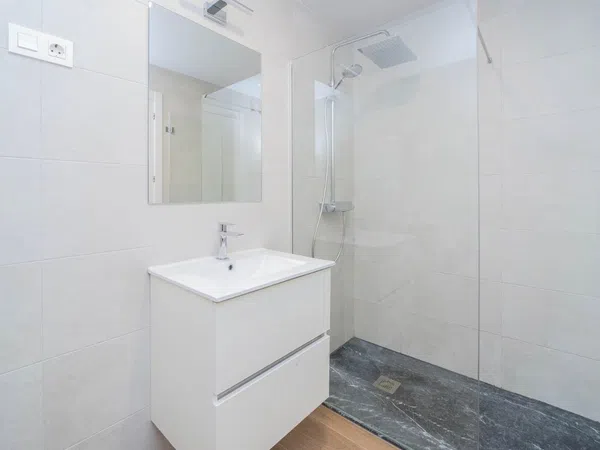 Piso en calle Reyes Católicos, 1 - Foto 14