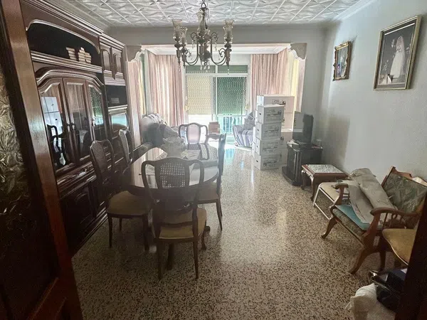 Piso en calle Berga, 44 - Foto 2