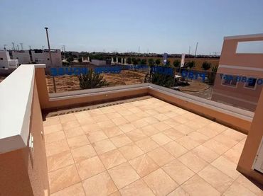 Casa adosada en  Avenida Monte de lo 12 - Foto 8