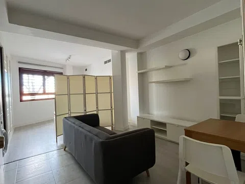 Piso en calle de Algemesí, 26