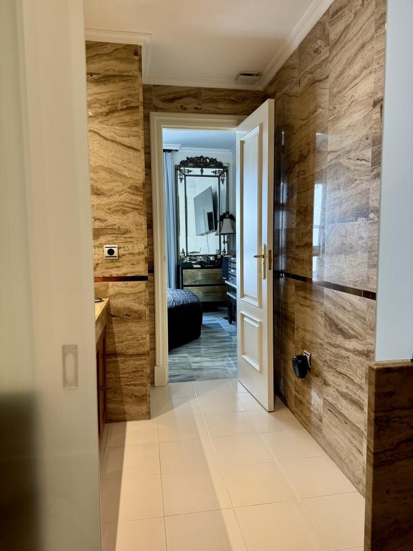 Piso en  Avenida de la Buhaira 18 - Foto 9