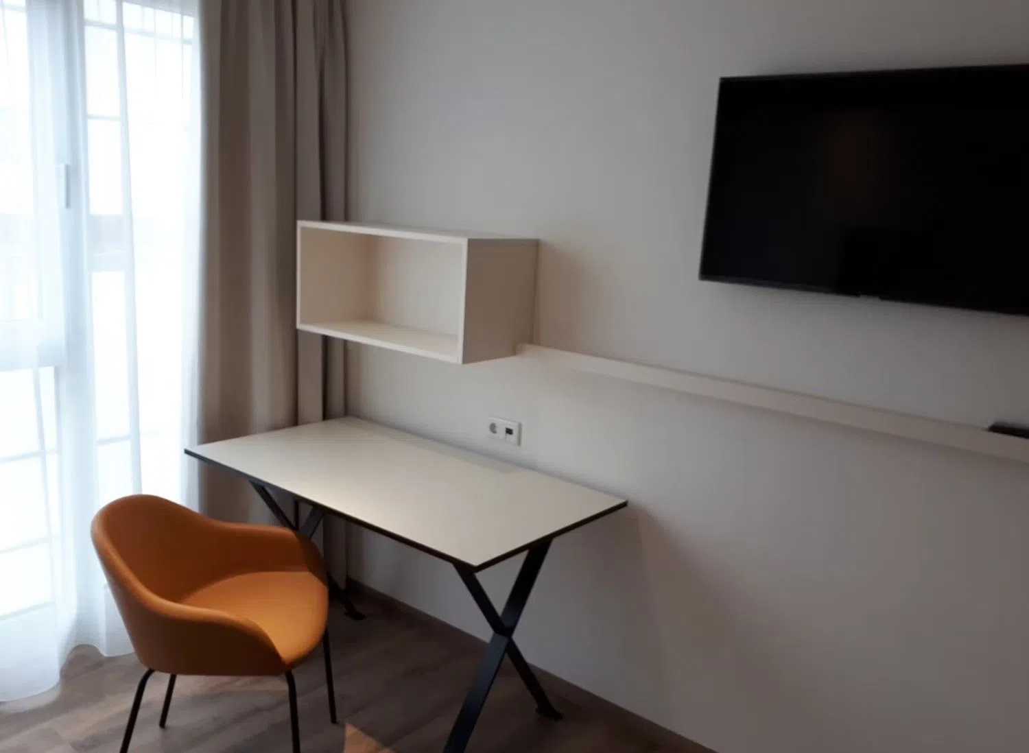 Piso en calle de Linneo, 35 - Foto 1