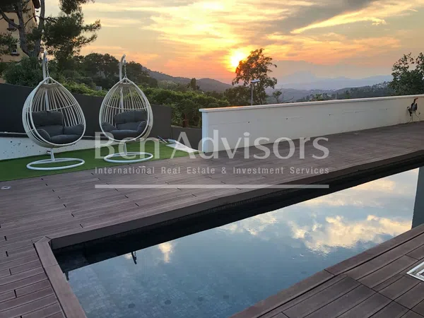 Casa o chalet independiente en Vallvidrera - El Tibidabo i les Planes - Foto 1