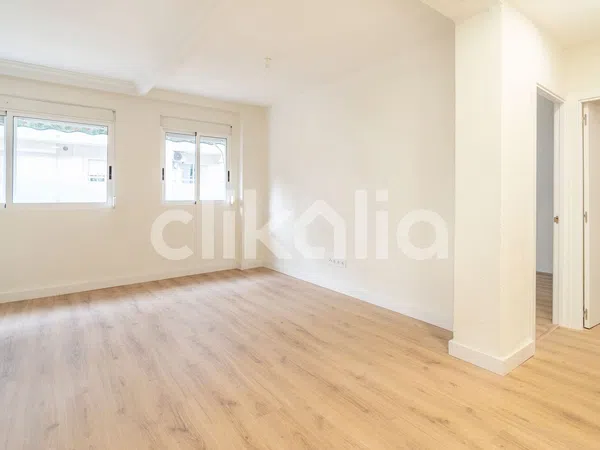 Piso en calle de l'Orient - Foto 1