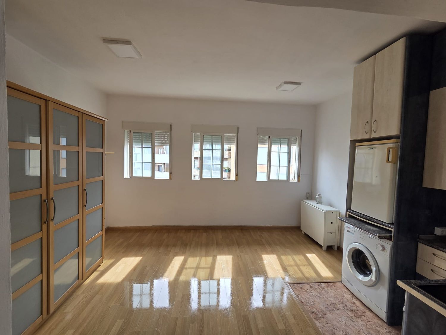 Estudio en Avenida de Madrid, 118 - Foto 2
