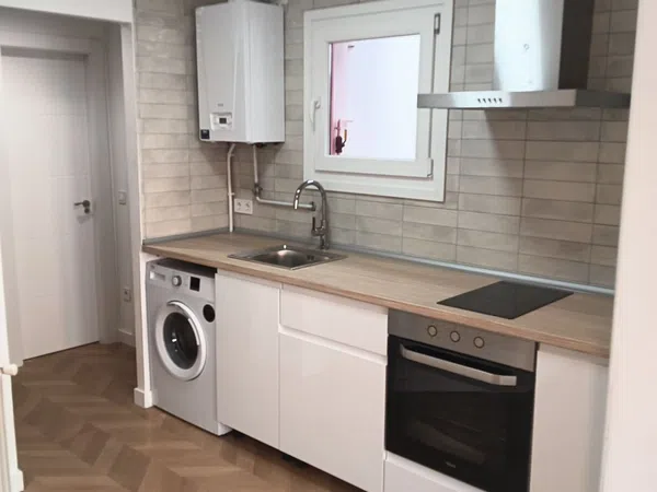 Estudio en Rosa María Menéndez López, 5