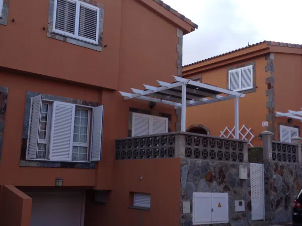 Chalet pareado en calle Alfandara, 14 - Foto 1