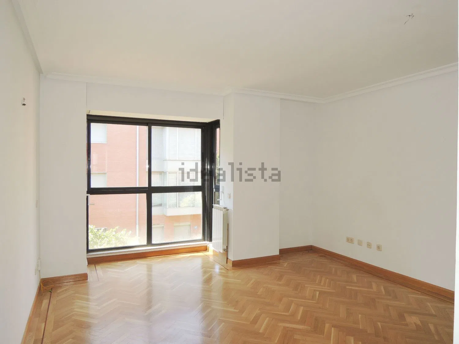 Piso en calle Bahía de Almería, 21 - Foto 1