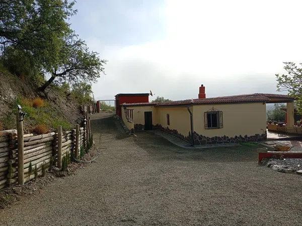 Cortijo en Cortijo en Torvizcon - Foto 1