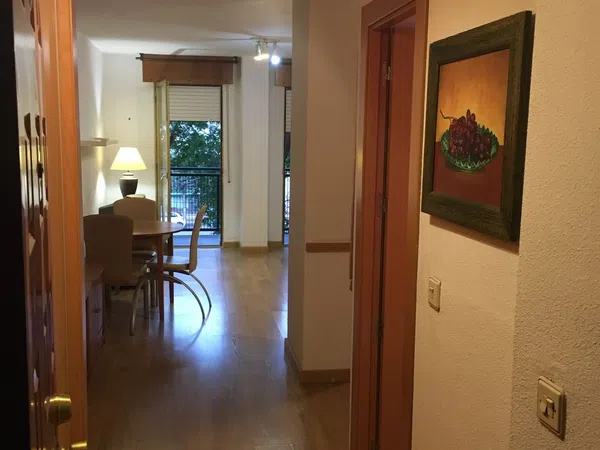 Estudio en avenida Juan Carlos I, 21